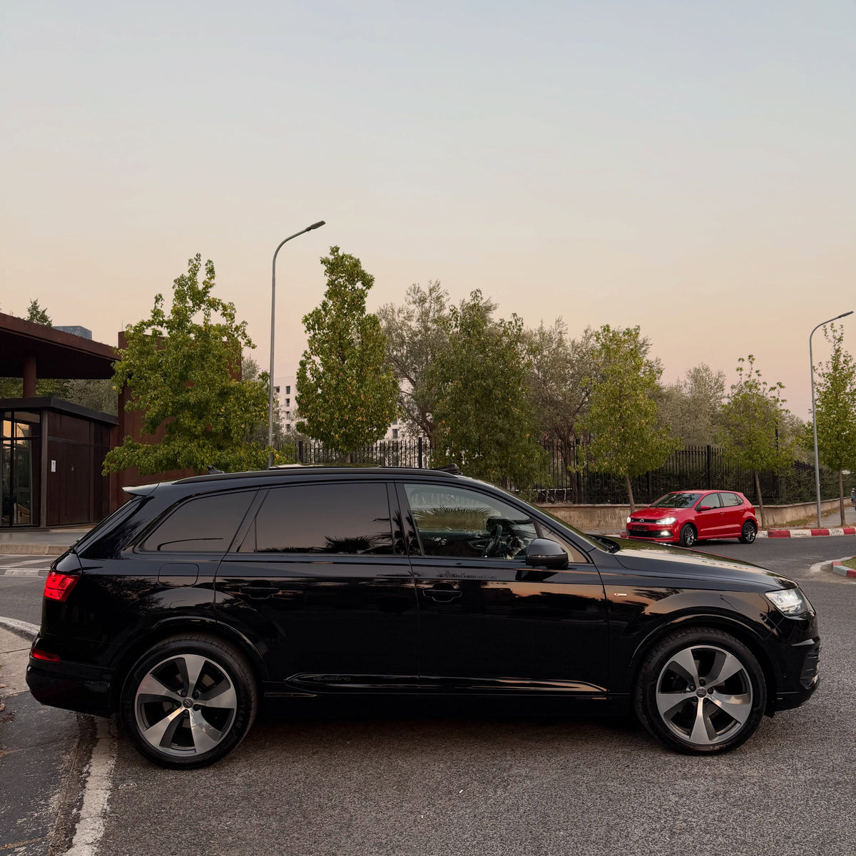 Audi Q7 S-Line 3.0 naftë automatik në shitje në Tiranë