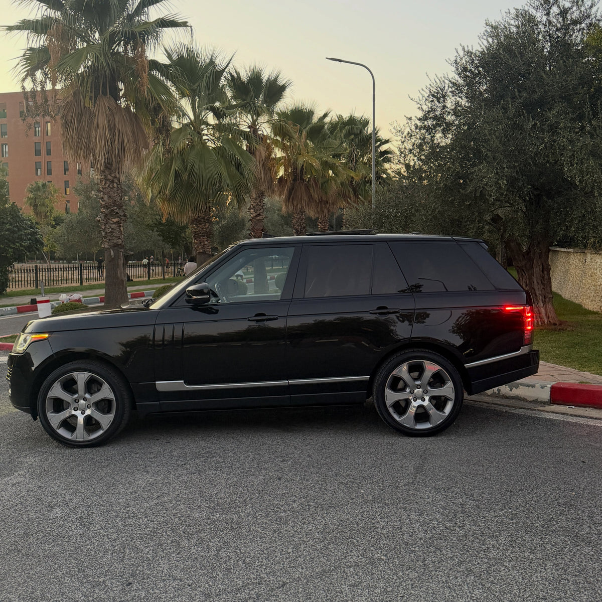 Range Rover Vogue 5.0 2015 në shitje - Pazari Shqiptar