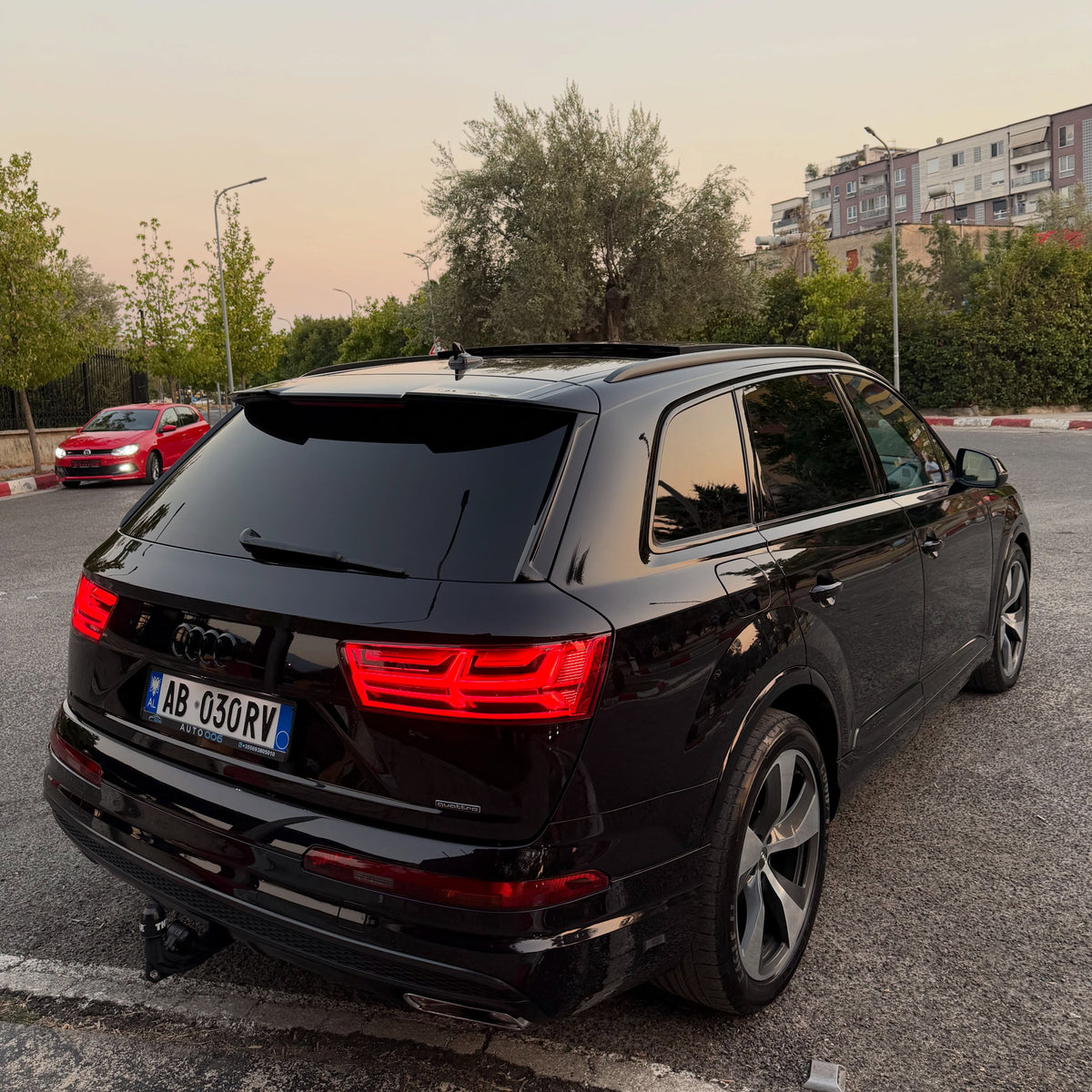 Audi Q7 S-Line 3.0 naftë automatik në shitje në Tiranë