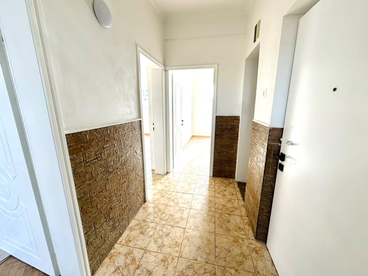 SHITET APARTAMENT 2+1 ne Parruce, Shkoder në shitje - Pazari Shqiptar
