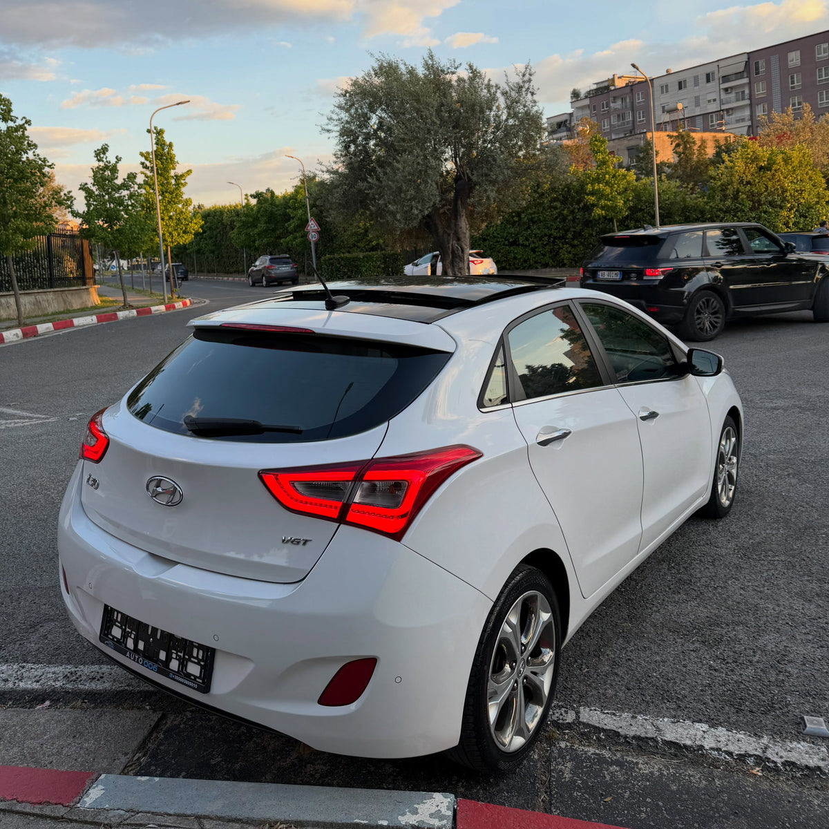Hyundai i30 1.6 2013 në shitje - Pazari Shqiptar
