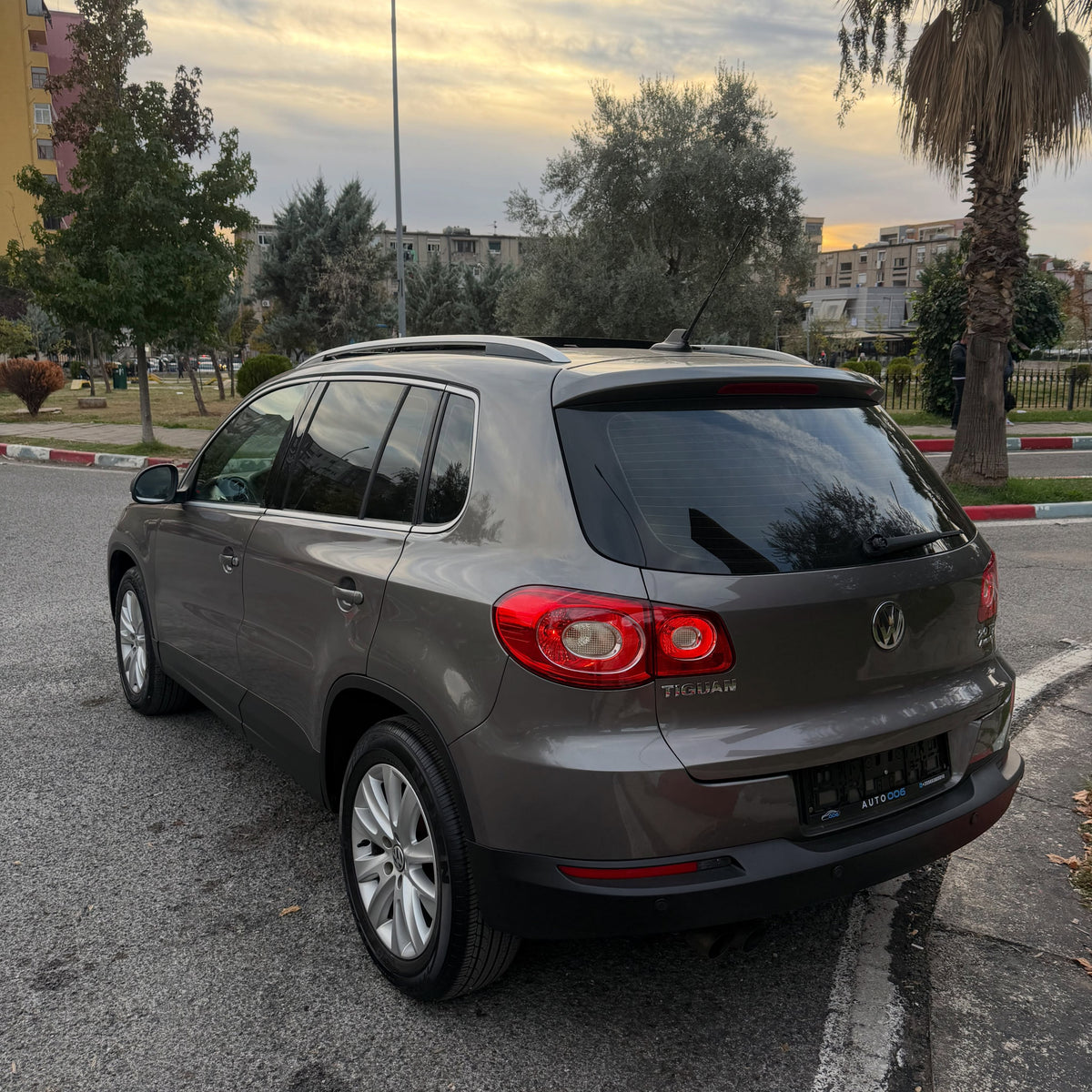 VW TIGUAN LINE 2.0 2011 në shitje - Pazari Shqiptar